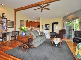 Waterfront Suite Sunshine Coast BC